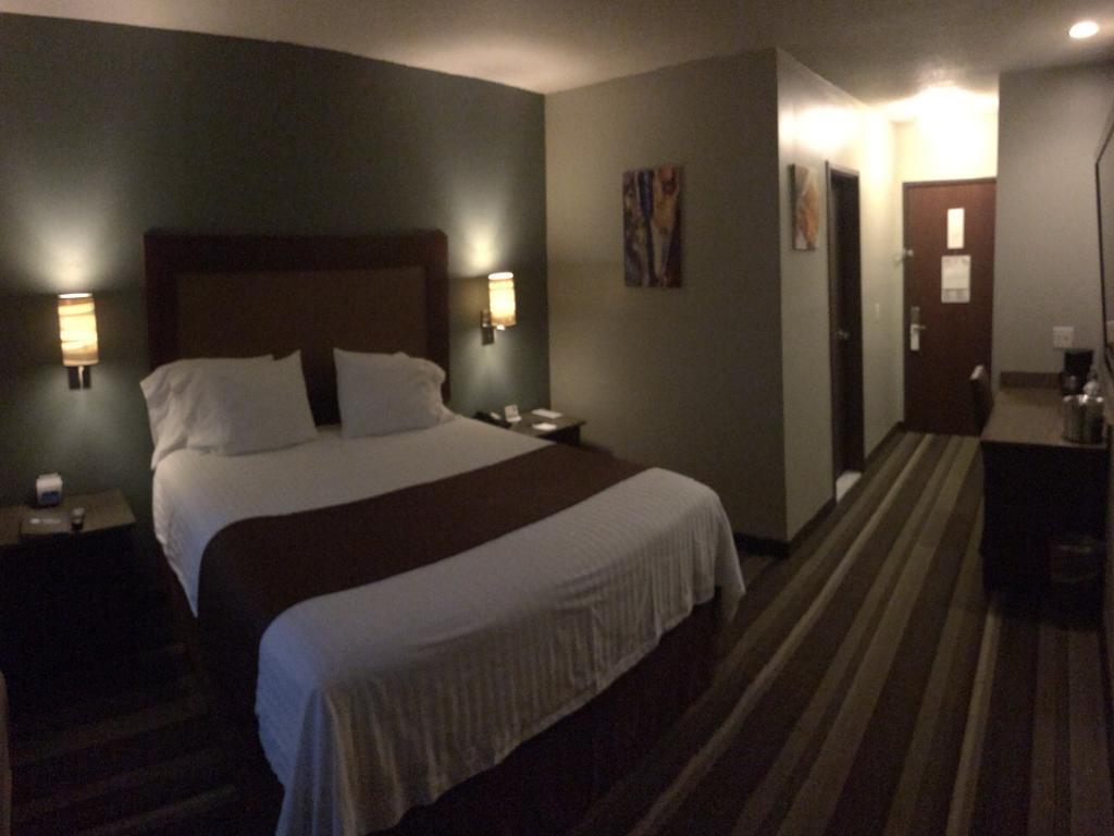 The East Avenue Inn & Suites Rochester Quarto foto